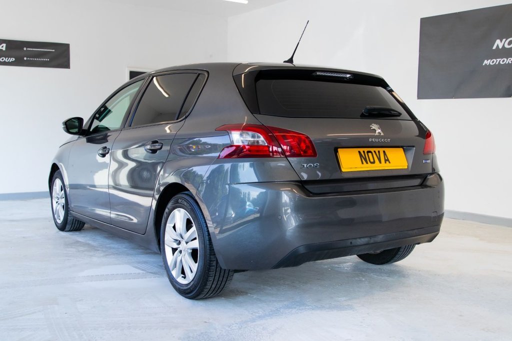 Used Peugeot 308 2017 for sale - 77976680: Photo 9