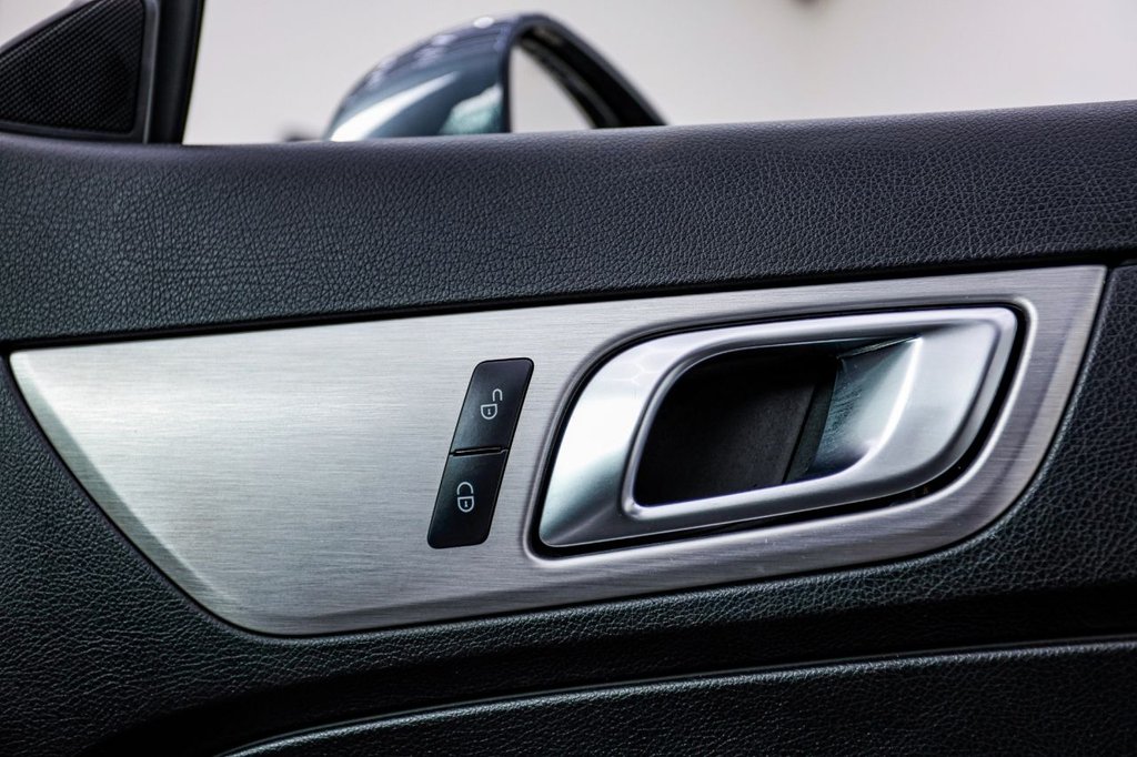 Used Mercedes-Benz SLK 2012 for sale - 77636768: Photo 31