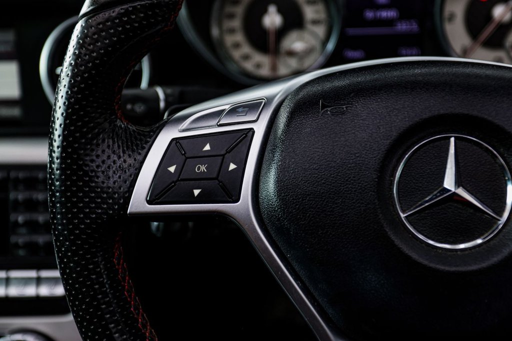 Used Mercedes-Benz SLK 2012 for sale - 77636768: Photo 34