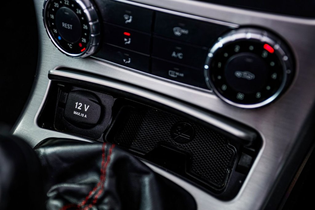 Used Mercedes-Benz SLK 2012 for sale - 77636768: Photo 43