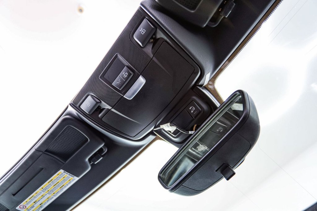 Used Mercedes-Benz SLK 2012 for sale - 77636768: Photo 47