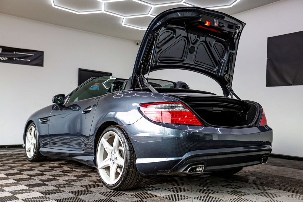 Used Mercedes-Benz SLK 2012 for sale - 77636768: Photo 50