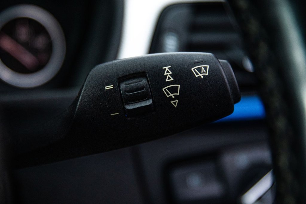 Used BMW 3 Series 2014 for sale - 76546418: Photo 37