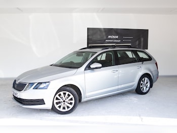 Used Skoda Octavia 2019 for sale - 76900439: Photo