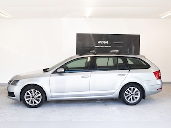 Used Skoda Octavia 2019 for sale - 76900439: Photo