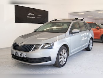 Used Skoda Octavia 2019 for sale - 76900439: Photo