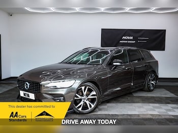 Used Volvo V60 2019 for sale - 79009696: Photo