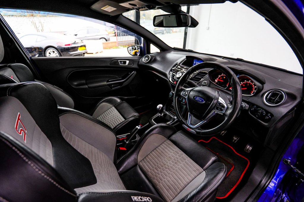 Used Ford Fiesta 2015 for sale - 77981610: Photo 24