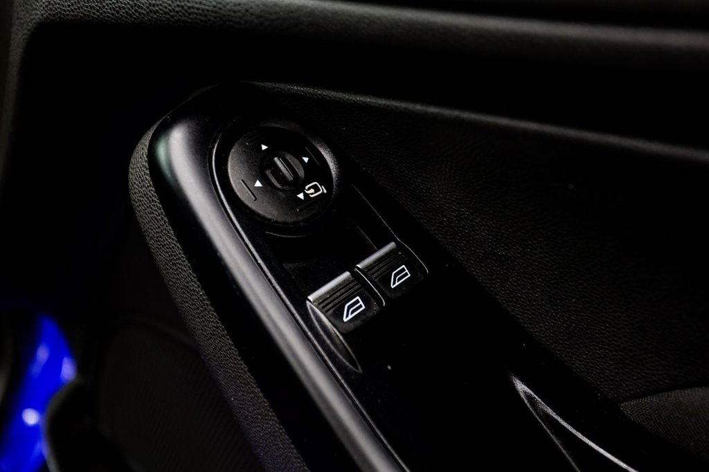 Used Ford Fiesta 2015 for sale - 77981610: Photo 30