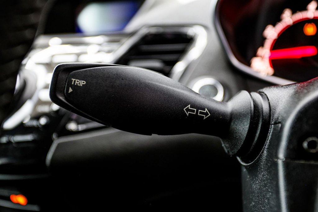 Used Ford Fiesta 2015 for sale - 77981610: Photo 35