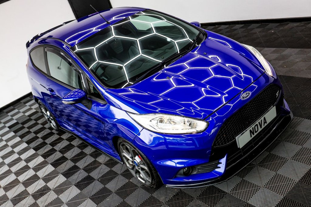 Used Ford Fiesta 2015 for sale - 77981610: Photo 4