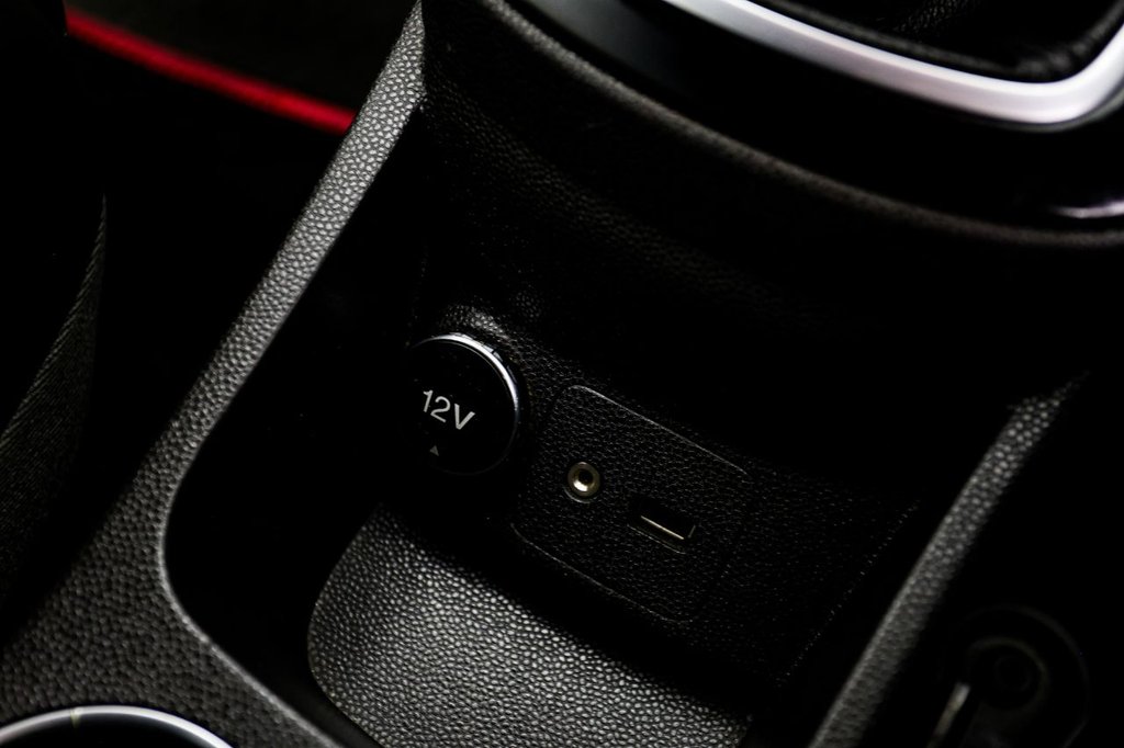 Used Ford Fiesta 2015 for sale - 77981610: Photo 47