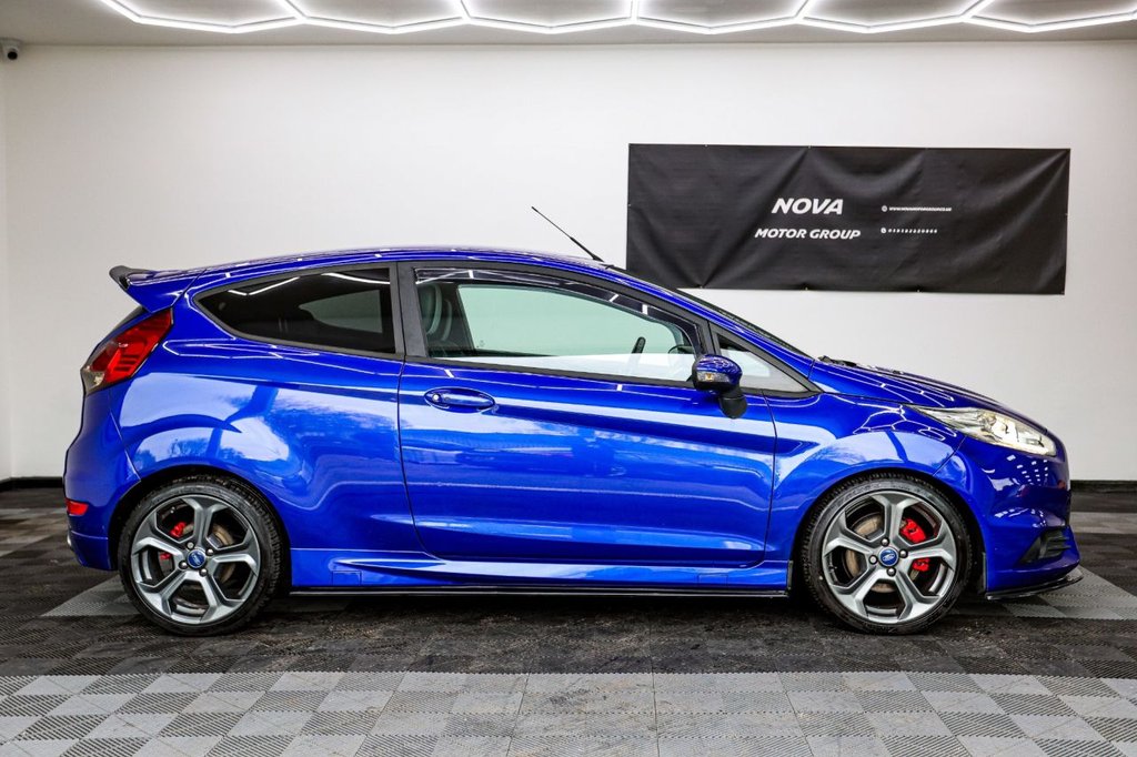 Used Ford Fiesta 2015 for sale - 77981610: Photo 5