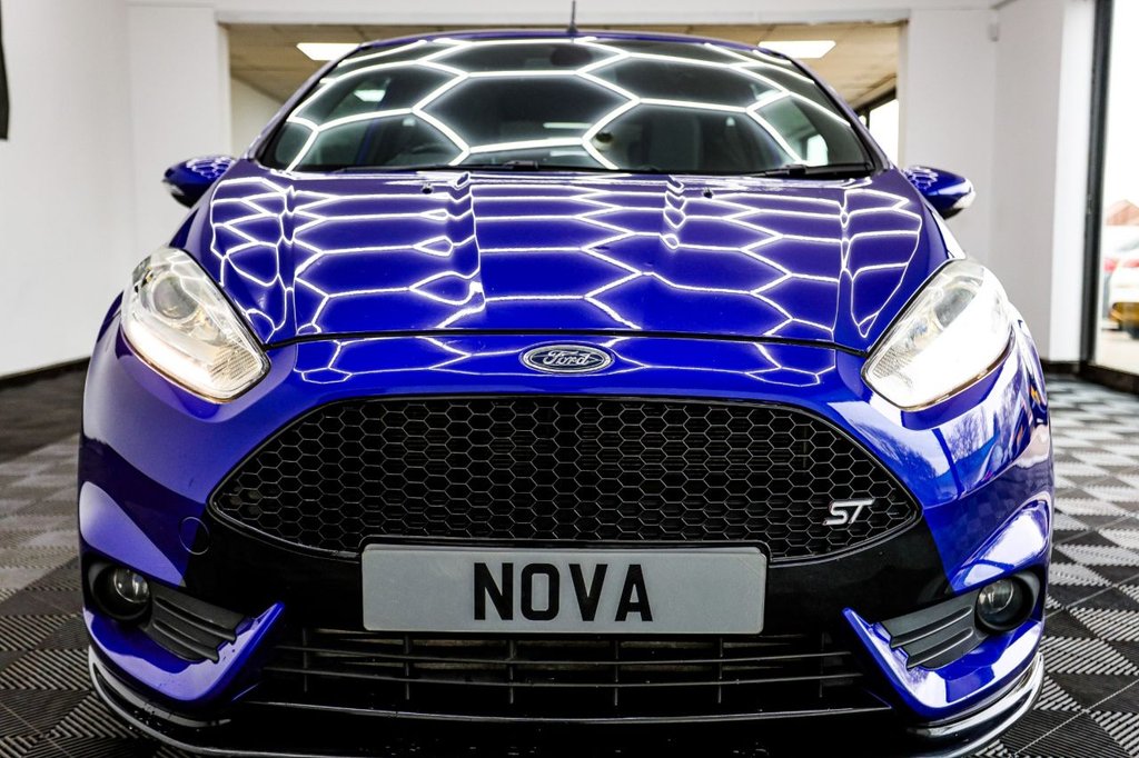 Used Ford Fiesta 2015 for sale - 77981610: Photo 8