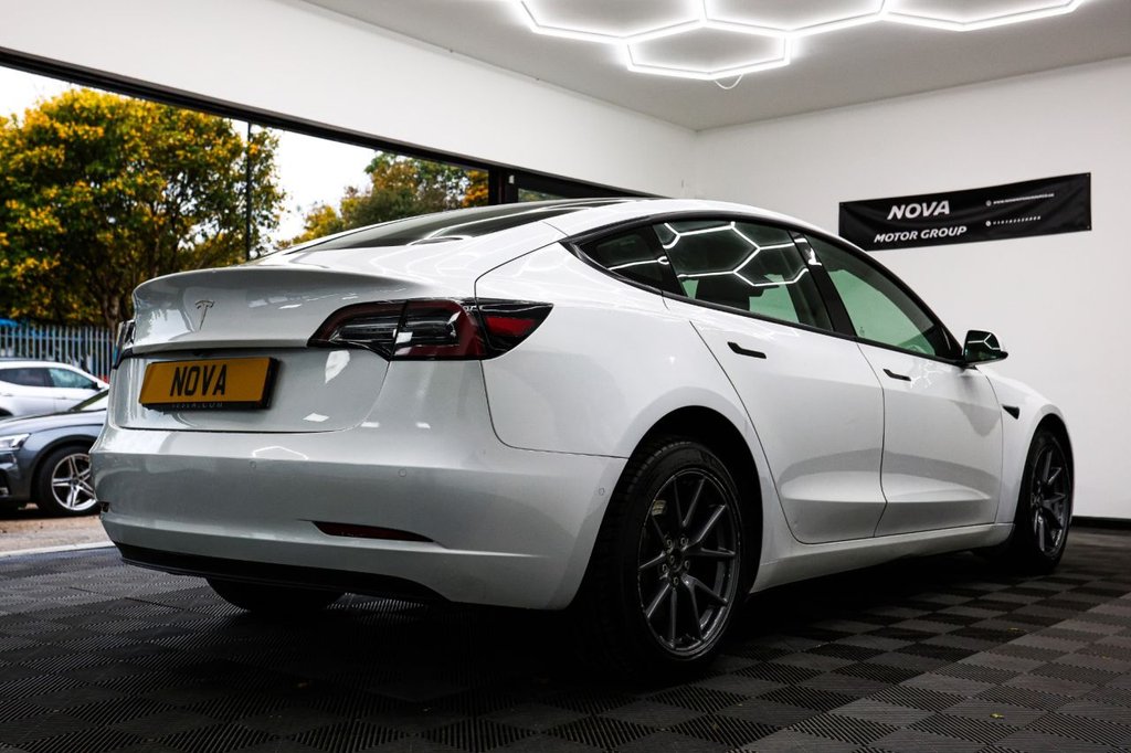 Used Tesla Model 3 2020 for sale - 76309410: Photo 10