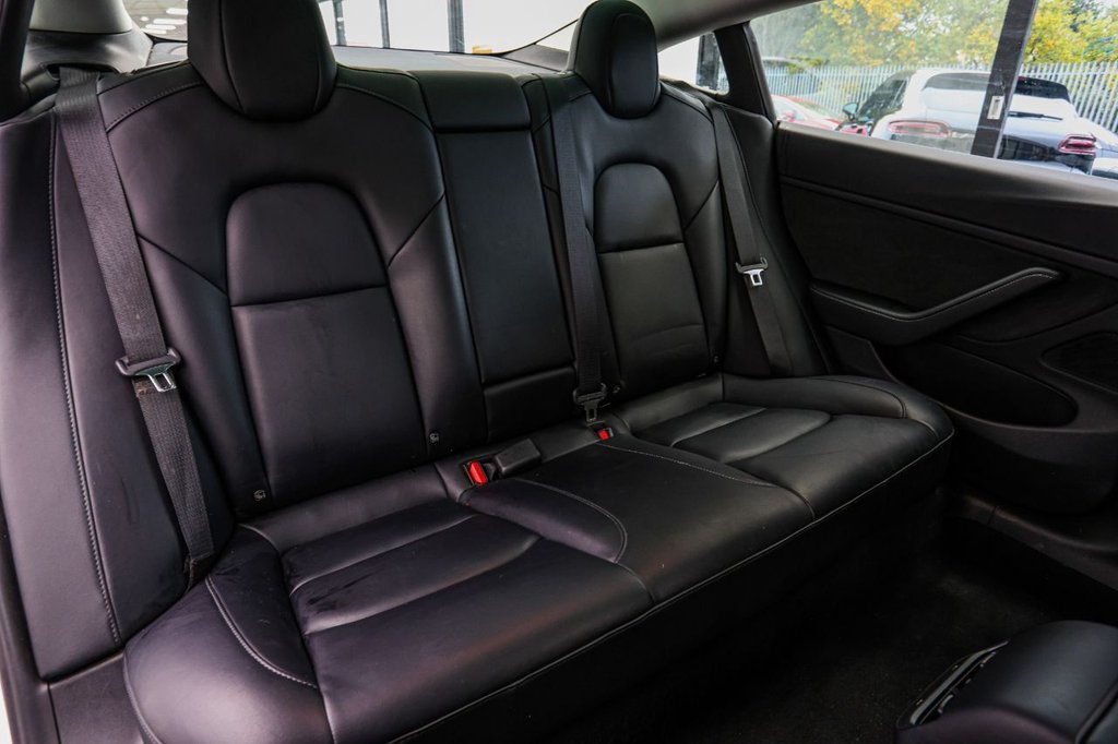 Used Tesla Model 3 2020 for sale - 76309410: Photo 32