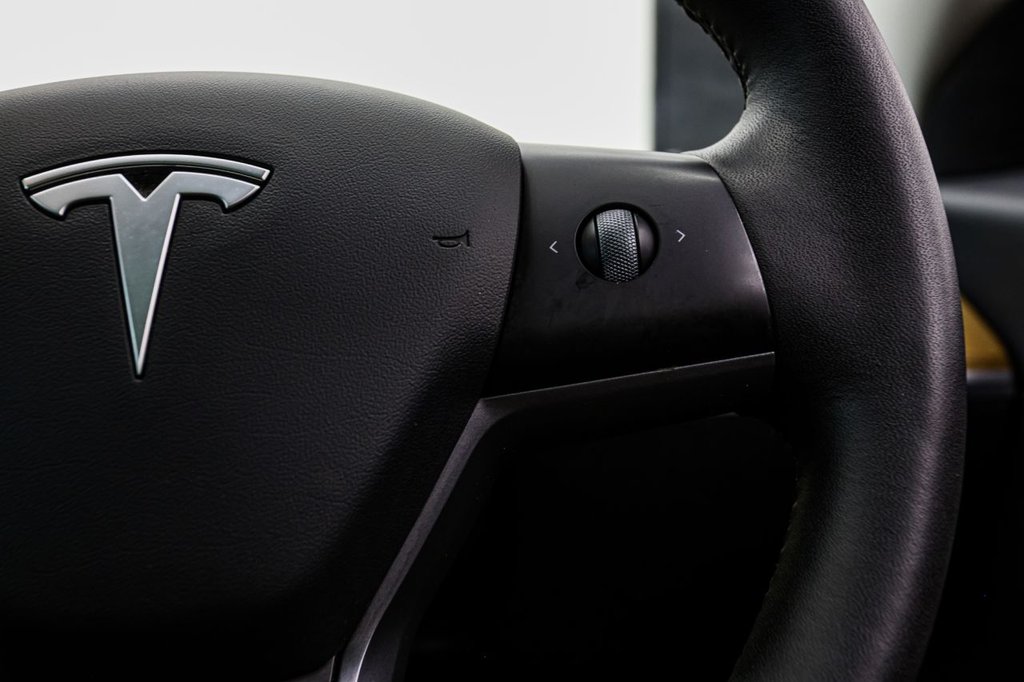 Used Tesla Model 3 2020 for sale - 76309410: Photo 37