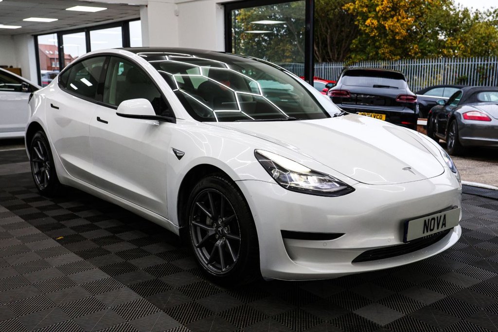 Used Tesla Model 3 2020 for sale - 76309410: Photo 9