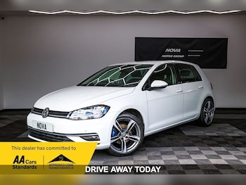 Used Volkswagen Golf 2018 for sale - 78544276: Photo
