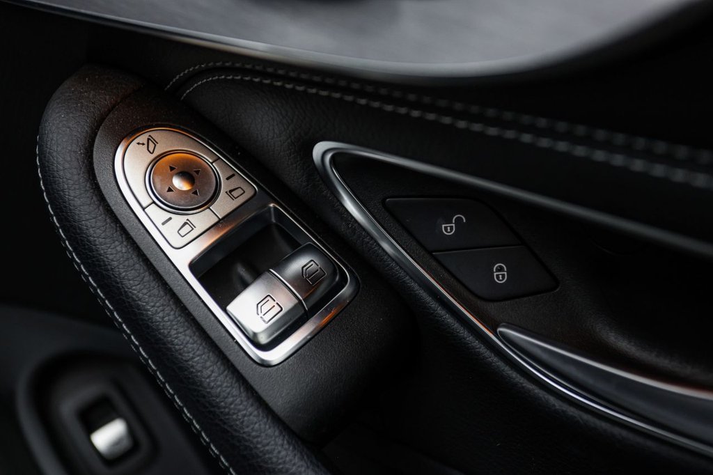 Used Mercedes-Benz C Class 2018 for sale - 77226657: Photo 30