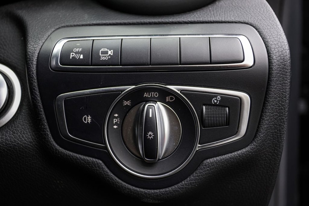 Used Mercedes-Benz C Class 2018 for sale - 77226657: Photo 42