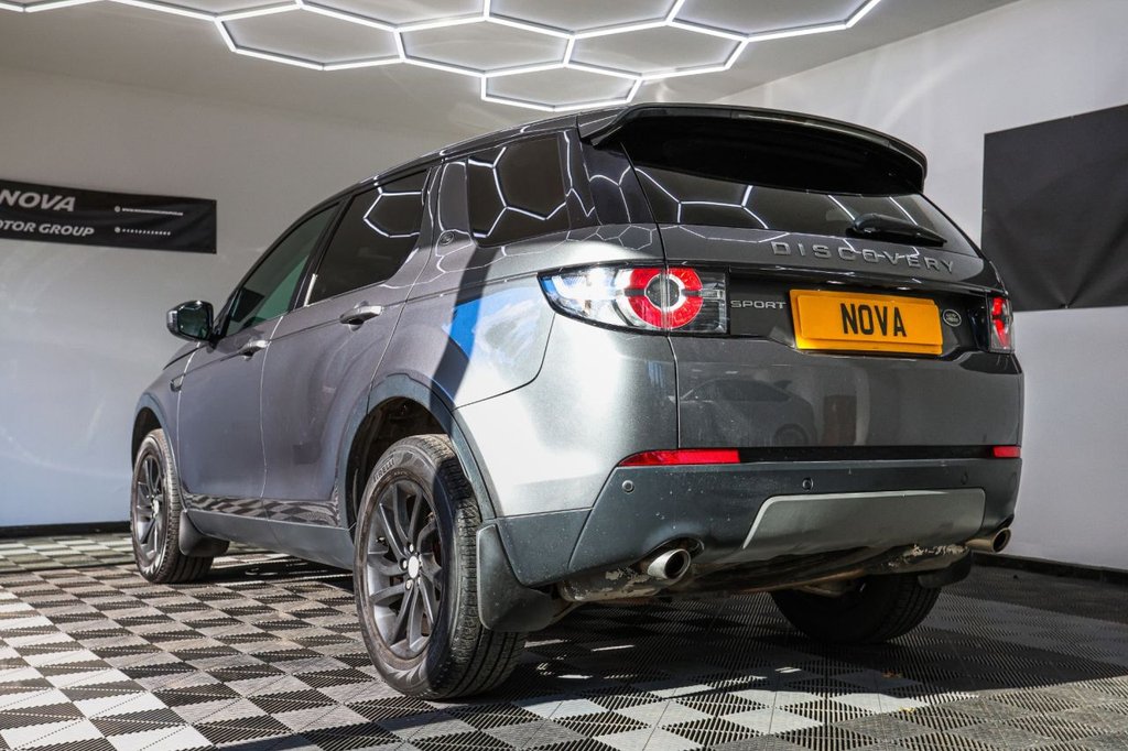 Used Land Rover Discovery Sport 2016 for sale - 76345564: Photo 12