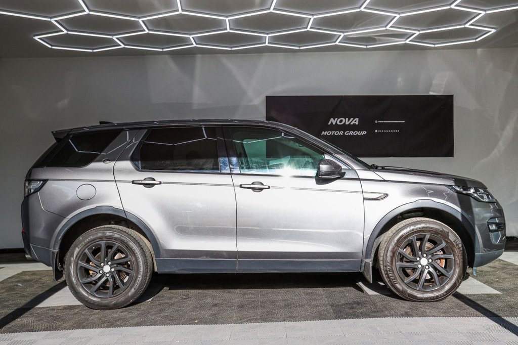 Used Land Rover Discovery Sport 2016 for sale - 76345564: Photo 5