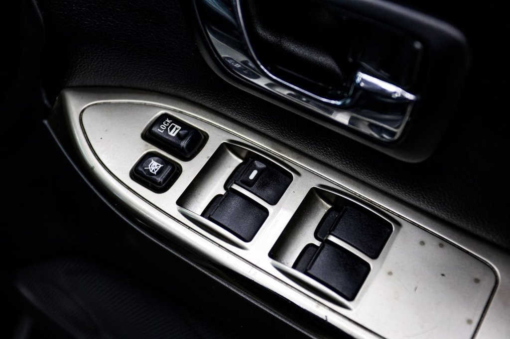 Used Mitsubishi Shogun 2017 for sale - 77936210: Photo 28