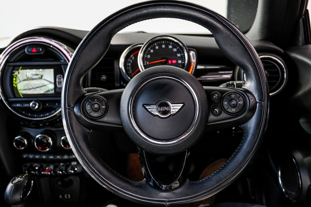 Used MINI Convertible 2017 for sale - 76386544: Photo 31