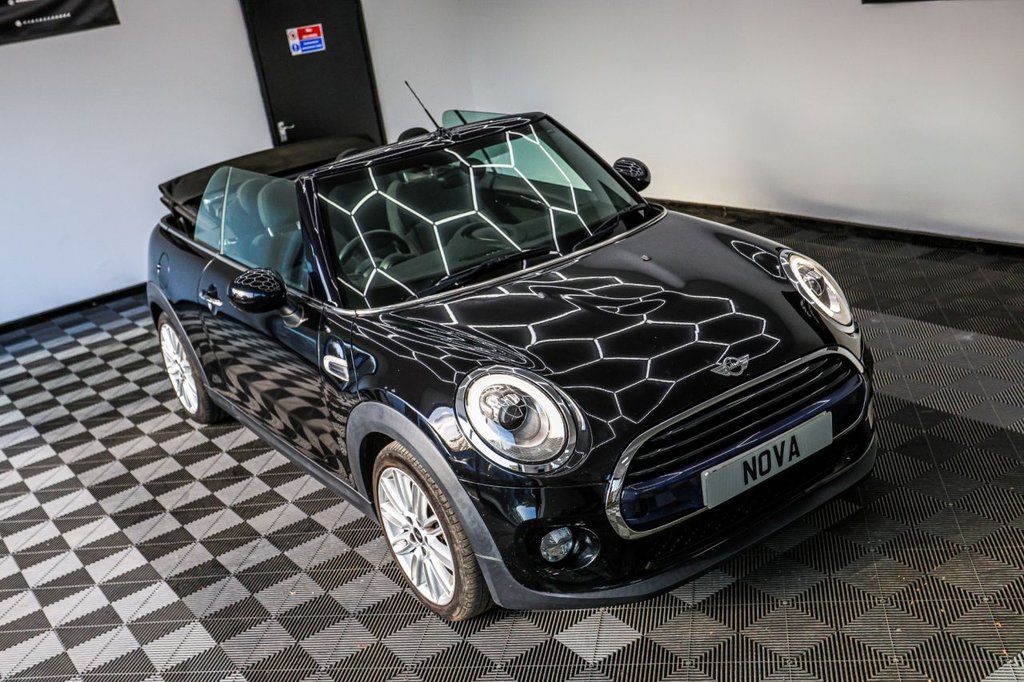 Used MINI Convertible 2017 for sale - 76386544: Photo 4
