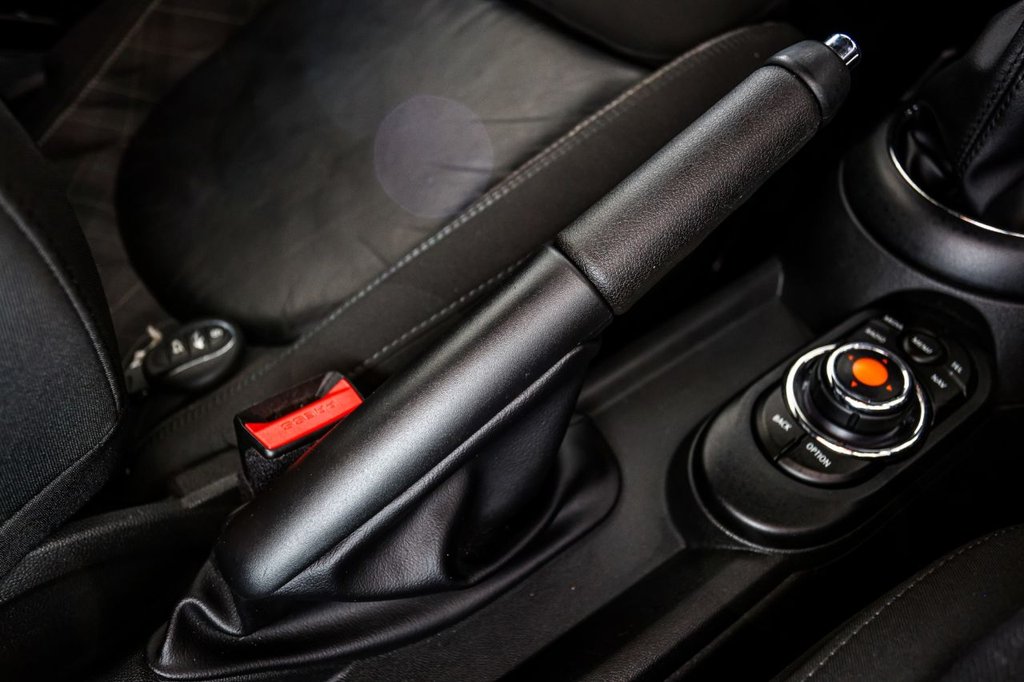 Used MINI Convertible 2017 for sale - 76386544: Photo 46