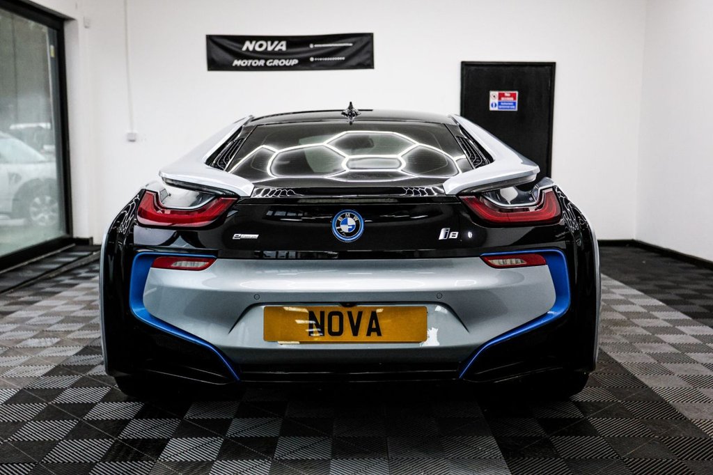 Used BMW i8 2016 for sale - 76950488: Photo 11
