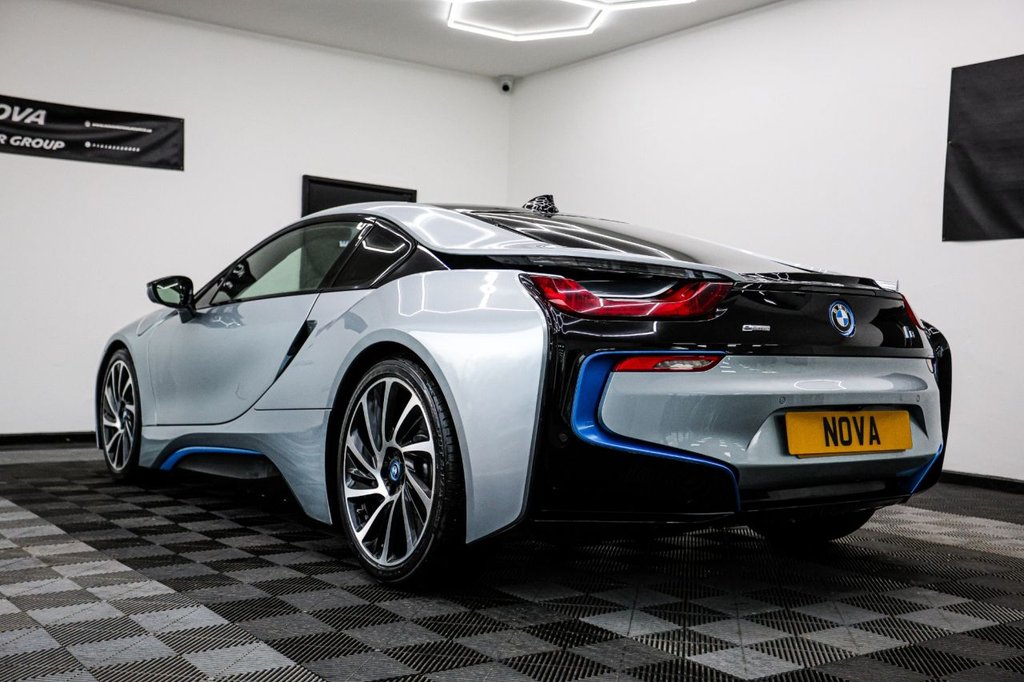 Used BMW i8 2016 for sale - 76950488: Photo 12