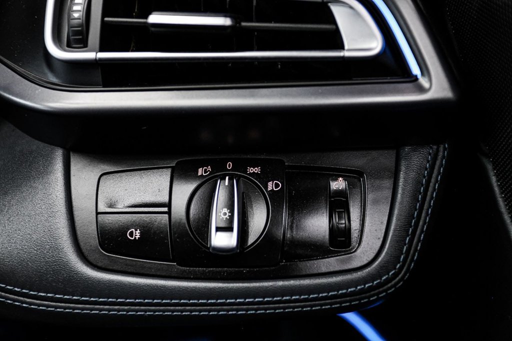 Used BMW i8 2016 for sale - 76950488: Photo 31