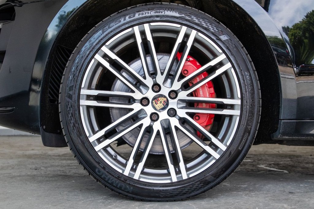 Used Porsche Macan 2018 for sale - 76950139: Photo 15