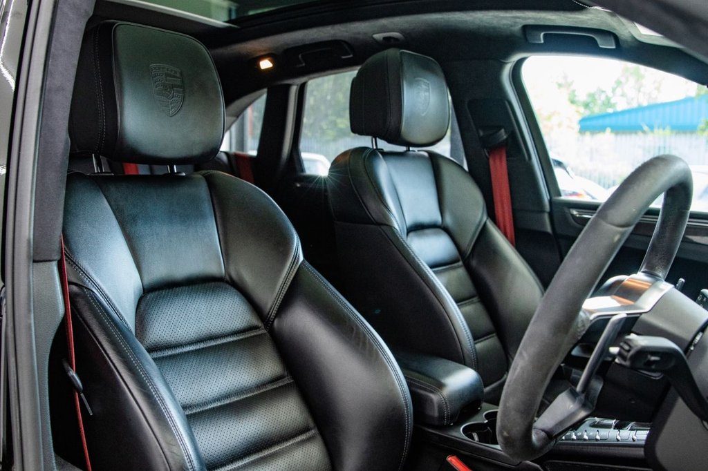 Used Porsche Macan 2018 for sale - 76950139: Photo 24