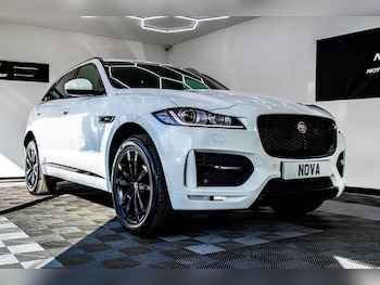 Used Jaguar F-Pace 2017 for sale - 75912207: Photo