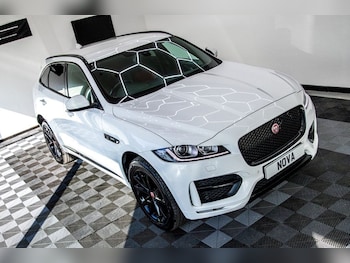 Used Jaguar F-Pace 2017 for sale - 75912207: Photo