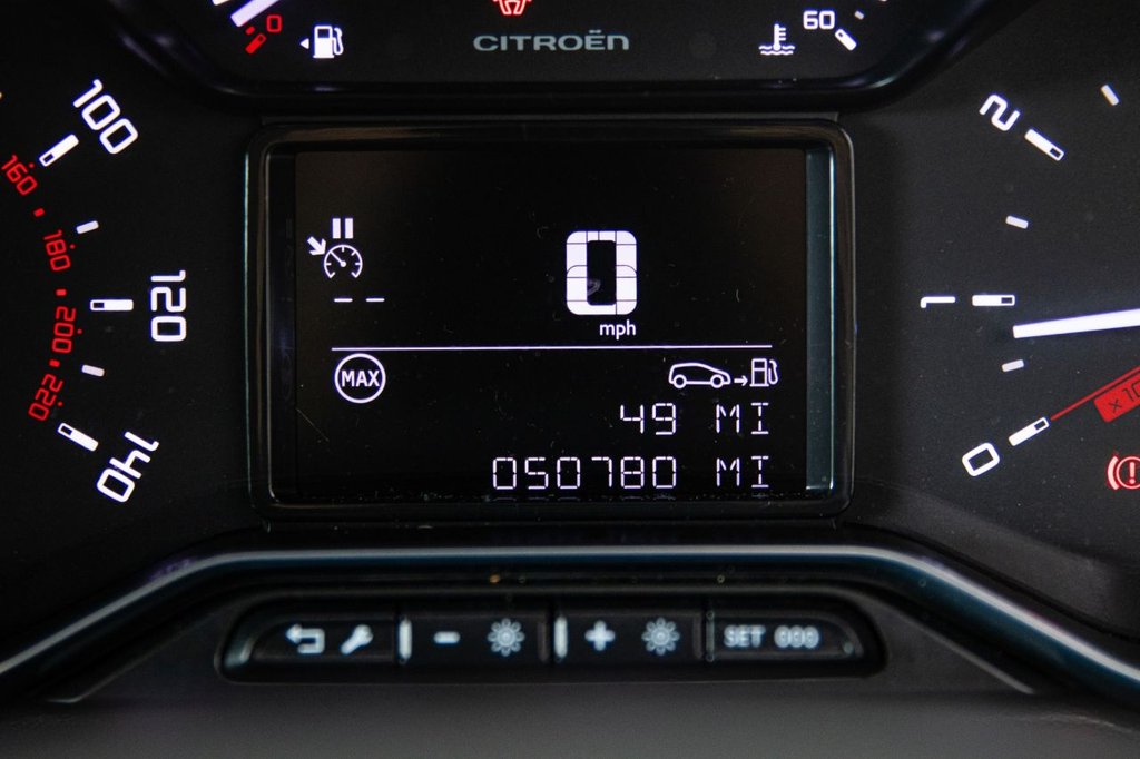 Used Citroen C3 2017 for sale - 76686001: Photo 38