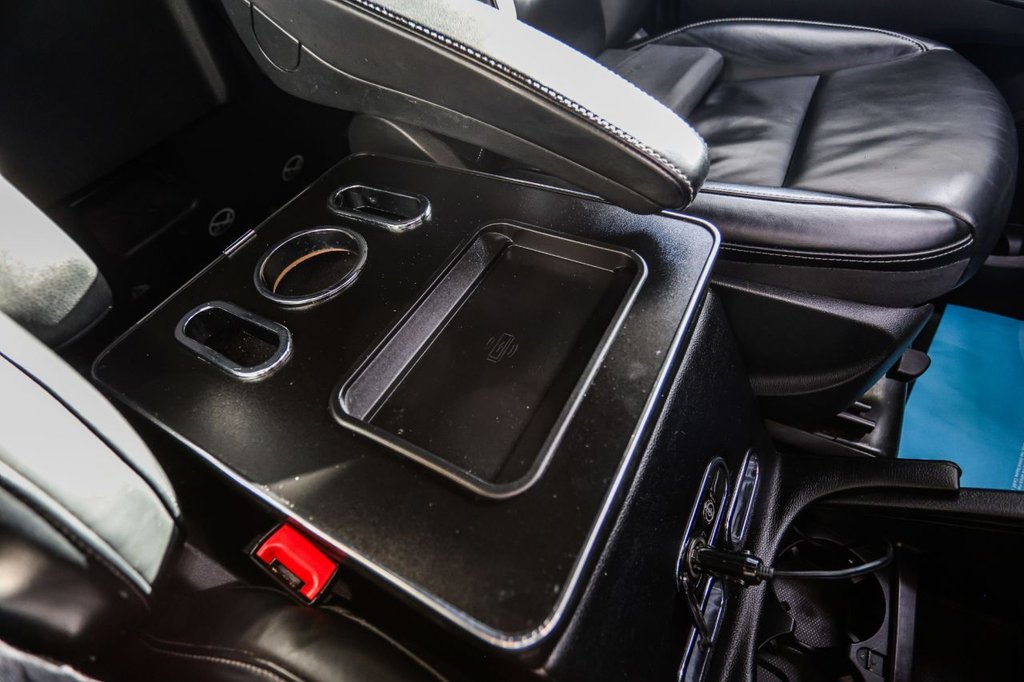 Used Mercedes-Benz V-Class 2017 for sale - 77636786: Photo 46