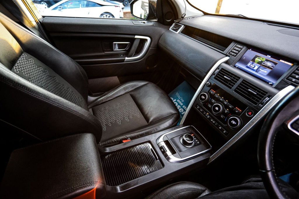 Used Land Rover Discovery Sport 2018 for sale - 76941621: Photo 46