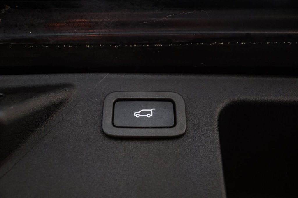 Used Land Rover Discovery Sport 2018 for sale - 76941621: Photo 49