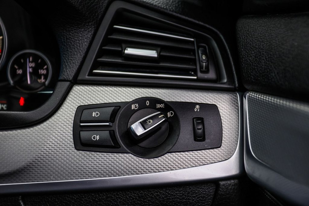 Used BMW 5 Series 2014 for sale - 76605165: Photo 38