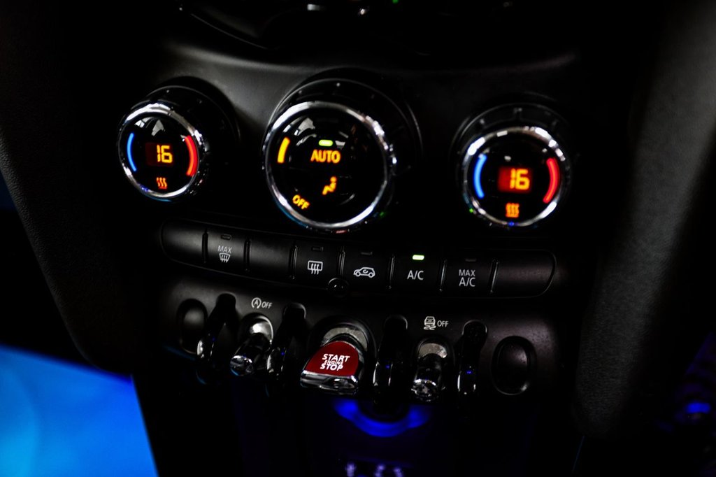 Used MINI Hatch 2017 for sale - 77153359: Photo 42