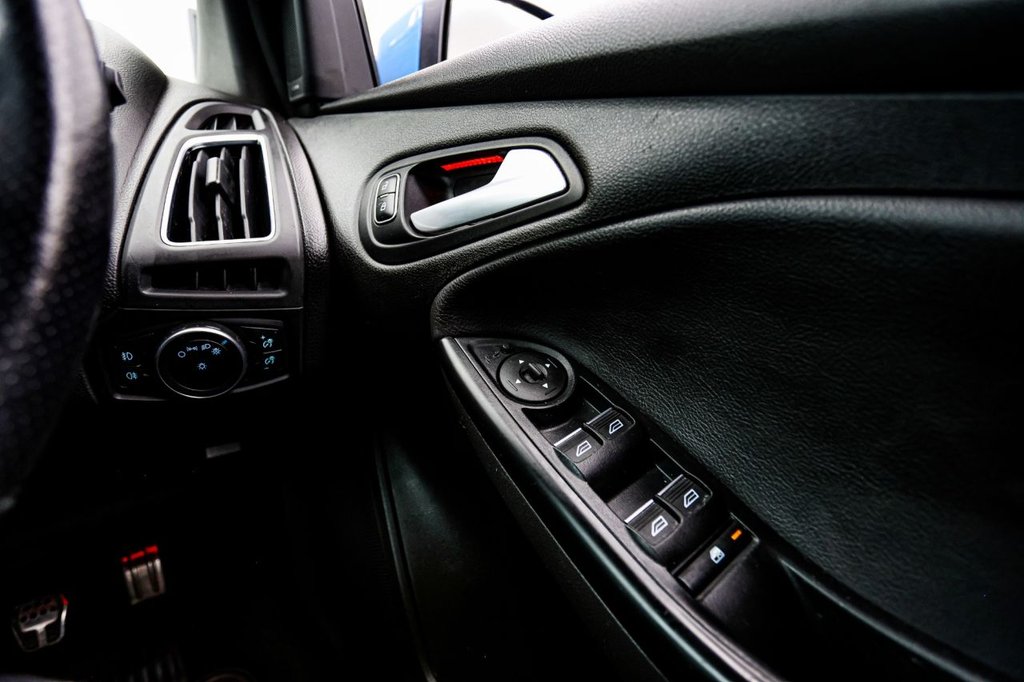 Used Ford Focus 2017 for sale - 77681003: Photo 43