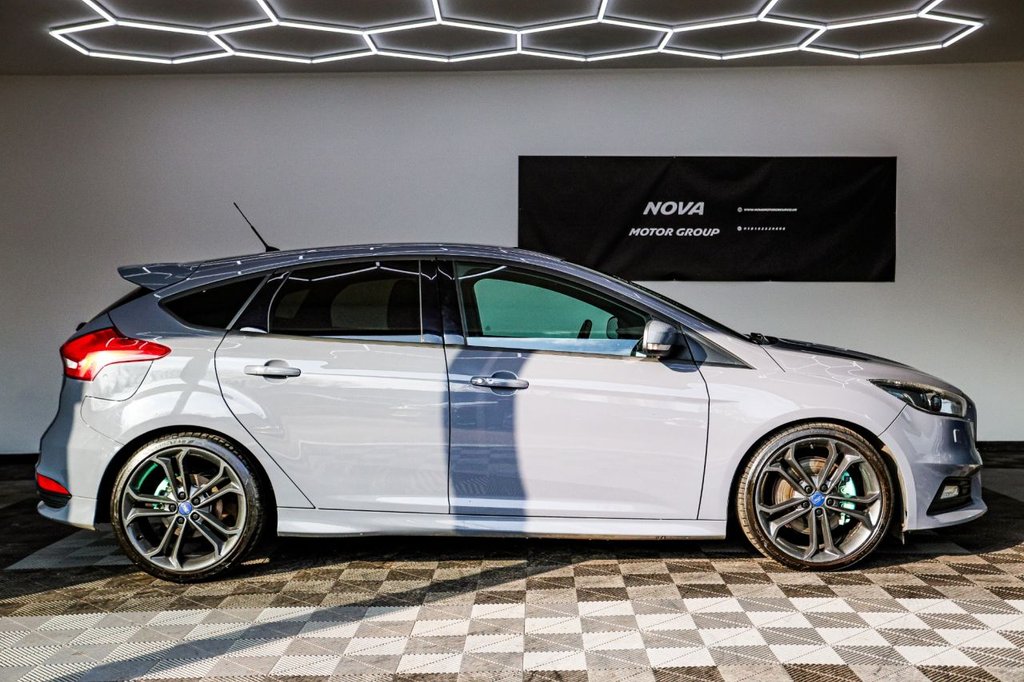 Used Ford Focus 2016 for sale - 77764757: Photo 4