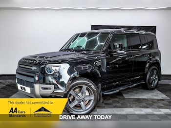 Used Land Rover Defender 2024 for sale - 79550832: Photo