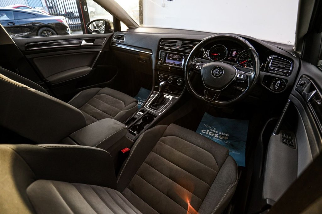 Used Volkswagen Golf 2014 for sale - 76848282: Photo 28