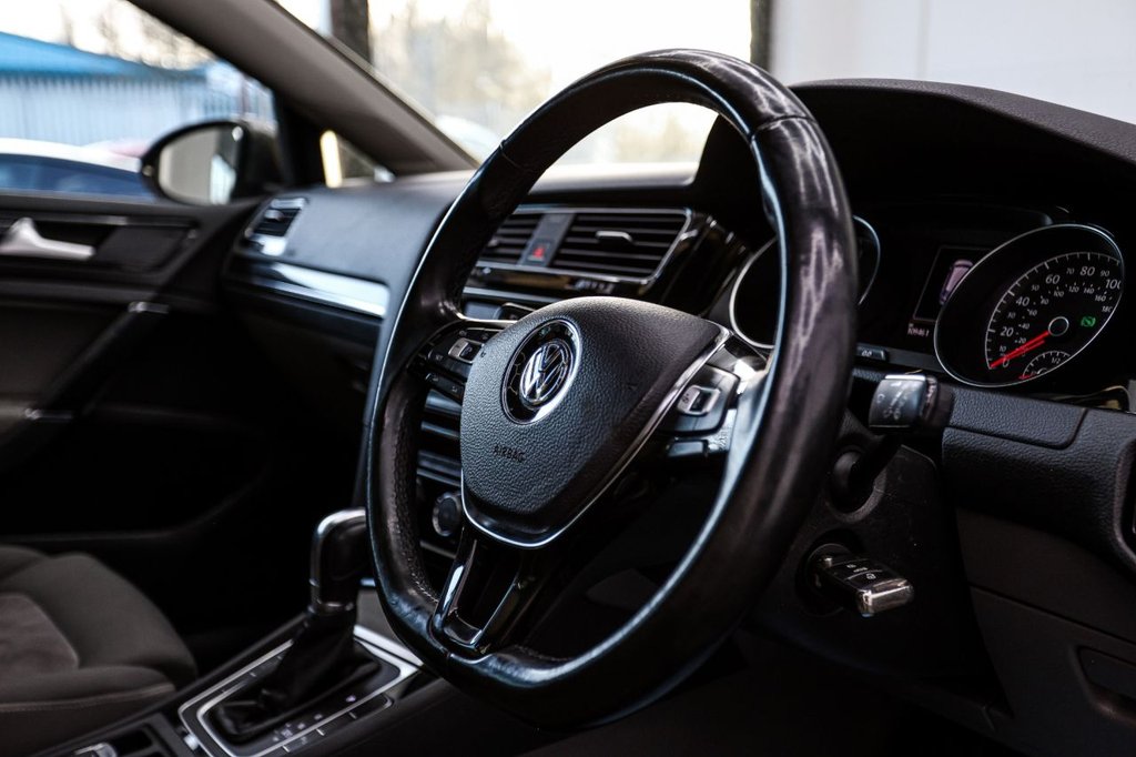 Used Volkswagen Golf 2014 for sale - 76848282: Photo 36