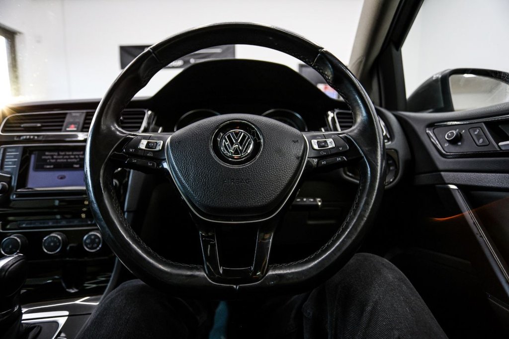 Used Volkswagen Golf 2014 for sale - 76848282: Photo 37